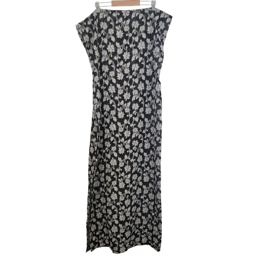 Jacquard Floral‎ Square Table Cloth Black Sheer 42x53.5 Ofrenda Halloween Witchy